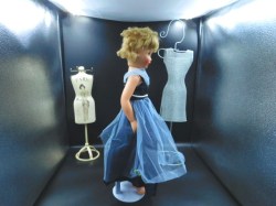 14r blue dress side